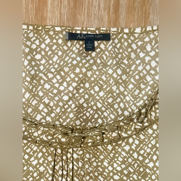 AK Anne Klein Ruffle-Neck Hem Blouse - Picture 3 of 7